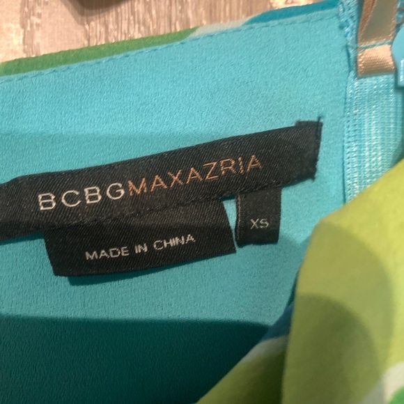 SOLD !!!! Unique BCBG 2000s Dress - Picture 4 of 4